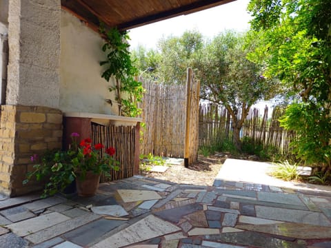 Country house La grande quercia Country House in Sardinia