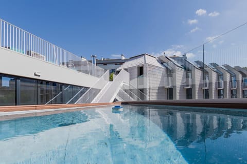 Property building, Swimming pool, Swimming pool