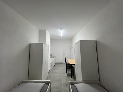 Mieterlux Frankfurt Heusenstamm Bed and Breakfast in Offenbach