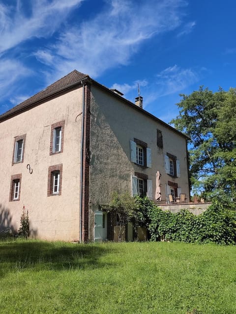 Property building, Facade/entrance, Garden