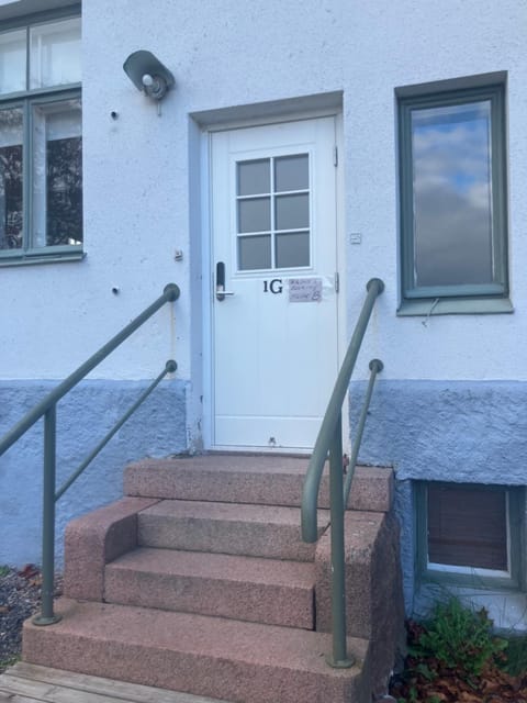 Vanha Kanttorila ,Huone B pohjakerroksessa Apartment in Uusimaa