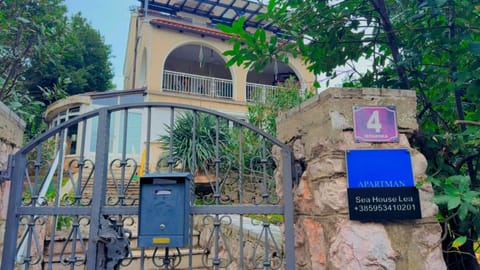 Sea house Lea Apartment in Novi Vinodolski