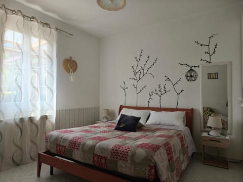 Casa Rosi, in campagna, relax tra mare e montagna Apartment in Sarzana