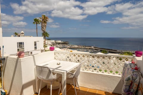View (from property/room), Balcony/Terrace, Sea view