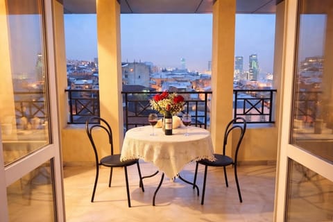 Bird's eye view, Balcony/Terrace, City view