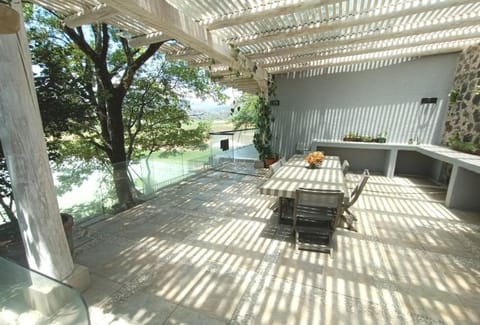 BBQ facilities, Balcony/Terrace