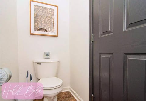 Willow Trace: Family Retreat, Hot Tub, Gaming! House in Sevierville