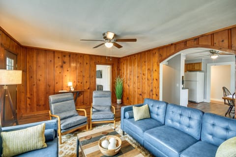 3 Mi to Stone Creek! 2-Acre Family Tallassee Gem House in Alabama