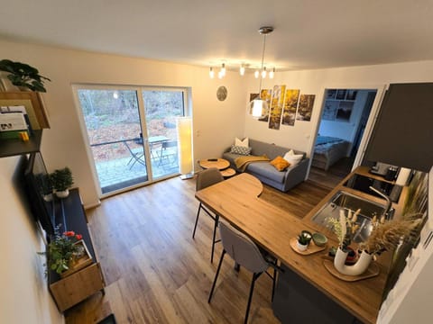 TV and multimedia, Kitchen or kitchenette, Living room, Seating area, Dining area