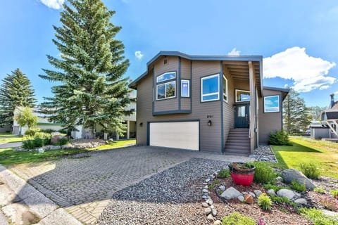 1759 Venice Drive home House in South Lake Tahoe
