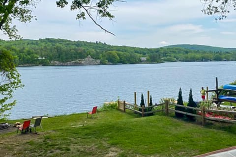 Castleton Charmer House in Lake Bomoseen