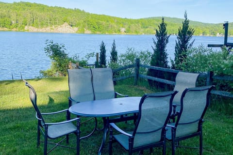 Castleton Charmer House in Lake Bomoseen