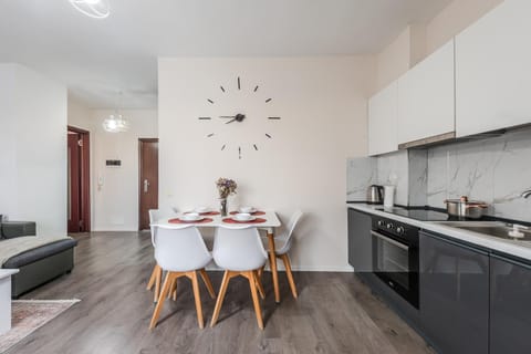 Kitchen or kitchenette, Living room, Dining area