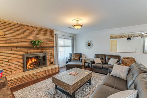 Family-Friendly Loma Linda Retreat Walk to LLU House in Loma Linda