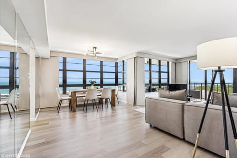 View (from property/room), Living room, Dining area, Sea view, Sea view