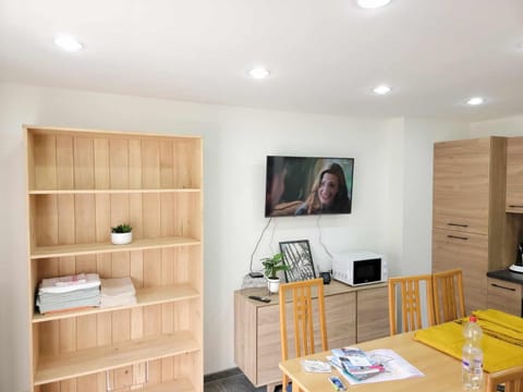 TV and multimedia, Dining area, minibar