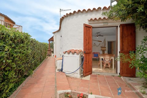 Property building, Patio