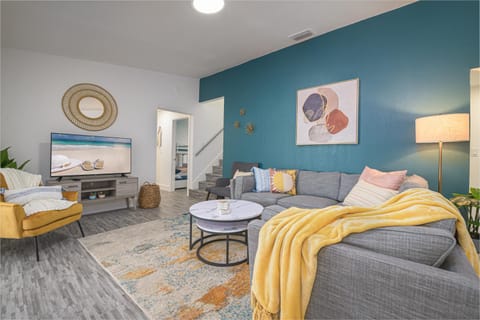 Heated Pool Game Room 9 beds Families! House in Cape Coral