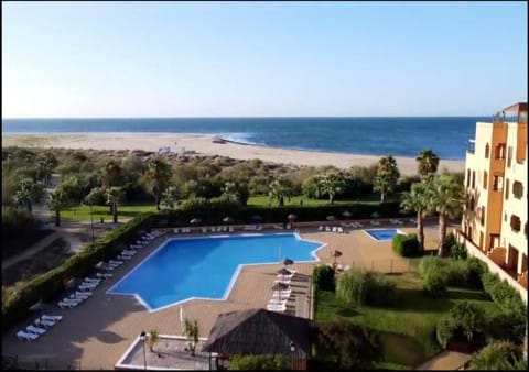 Beach, Swimming pool
