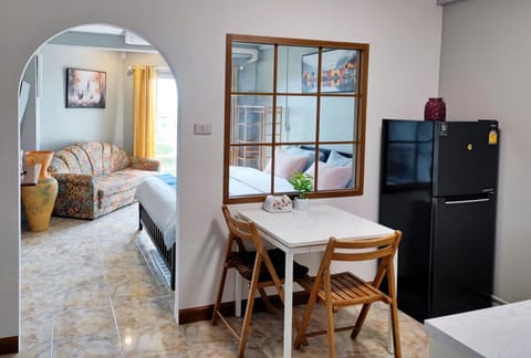 Kitchen or kitchenette, Living room, Dining area