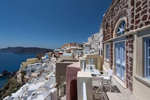 VILLA OIA 1880 House in Oia