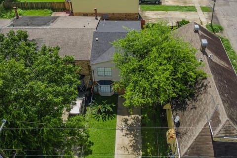 Frenchmen St Townhome House in Faubourg Marigny