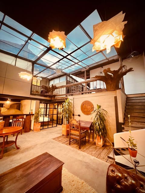 Property building, Seating area