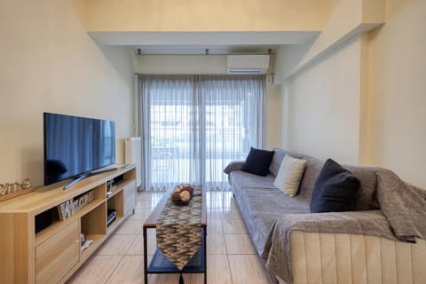 Thano's House 2 with Private Parking Apartment in Volos