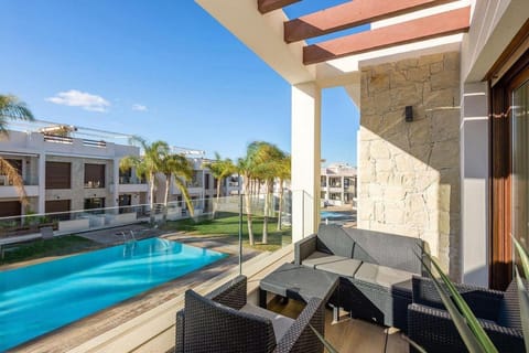 Patio, View (from property/room), Balcony/Terrace