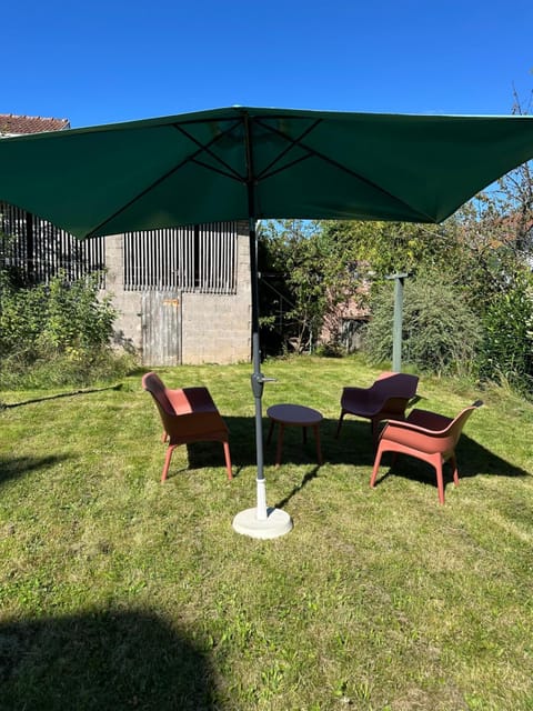 L Étoilé Appartement tout confort à Epinal Gare Classé 3 étoiles Apartment in Vosges