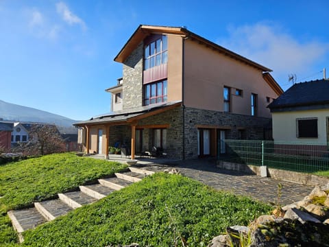 Property building, Natural landscape, Garden view, Mountain view