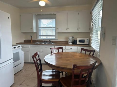 OCHG Bay Mist Bottom Apartment in Ocean City