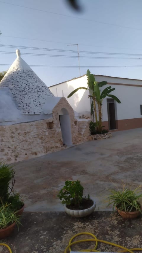 Il trullo di nonno Mingo House in Province of Taranto