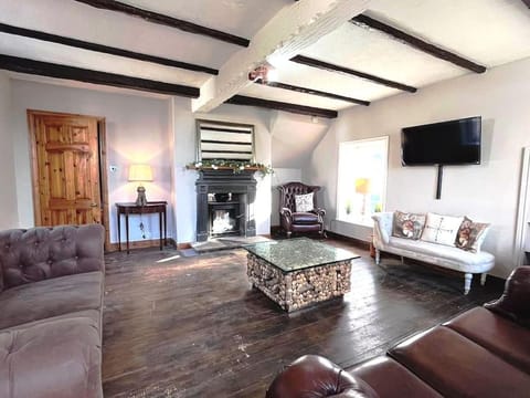 Peaceful Countryside Retreat near Beach/Lakes House in Copeland District