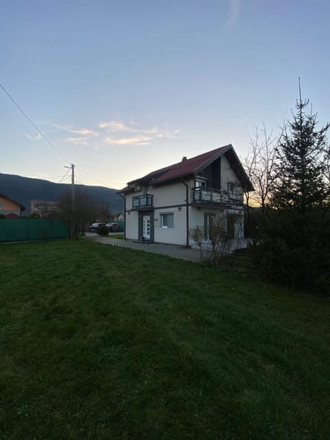 Property building, Natural landscape