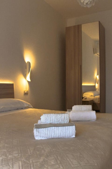 Bed, Photo of the whole room, Bedroom, towels, wardrobe