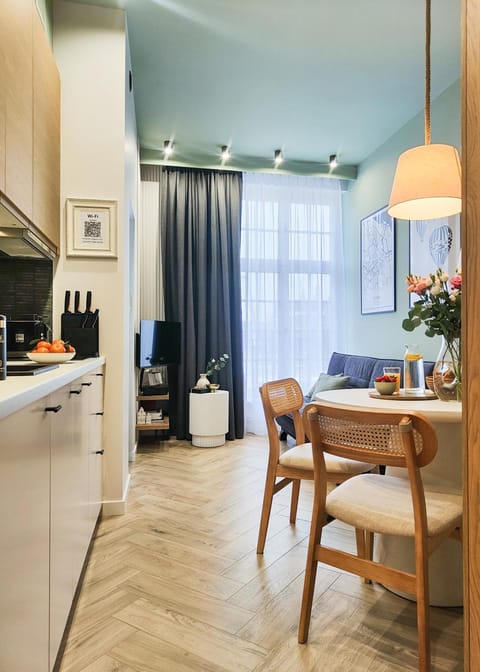TV and multimedia, Living room, Dining area, dishwasher, microwave