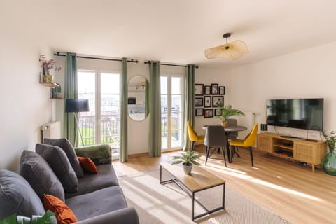 Élégant & Lumineux - Disneyland Paris Apartment in Bailly-Romainvilliers
