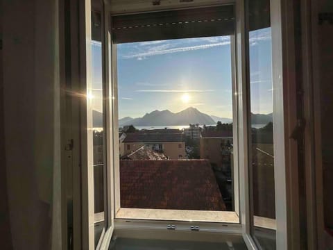 Lakehouse Enjoy Apartment in Verbania