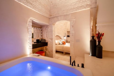 Hot Tub, Hot Tub, Spa and wellness centre/facilities, Bedroom, Bath