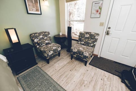 Stargate Room 2 Apartment in Crestone