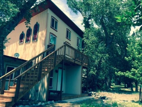 Stargate Room 2 Apartment in Crestone