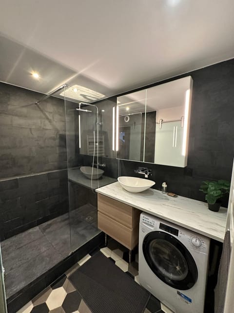 TD HOUSE Apartment in Paris