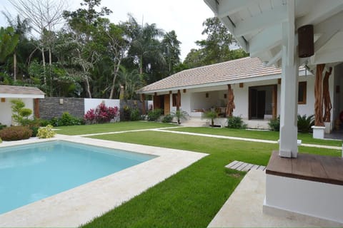 Garden, Swimming pool