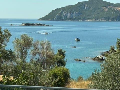 Nearby landmark, Day, Natural landscape, Coffee/tea facilities, Mountain view, Sea view