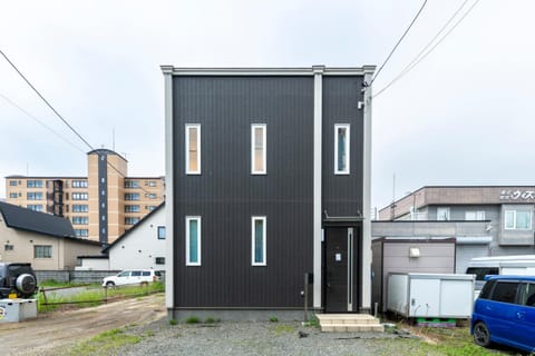 Property building, Neighbourhood, Parking