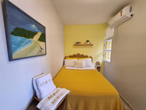 Bed, Photo of the whole room, Bedroom, towels, air conditioner