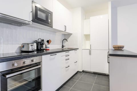 Classy appartement - Flea Market Apartment in Saint-Denis, France