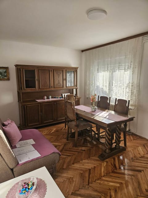 Guga Apartman Apartment in Novi Sad