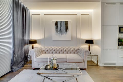 Living room, Photo of the whole room, Seating area